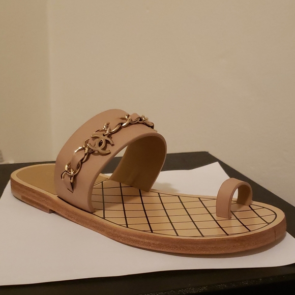 Chanel Sandal - Picture 6 of 8